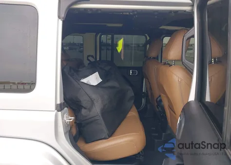 2023 Jeep Wrangler 4Xe Sahara 4X4 z USA, uszkodzony, nr VIN 1C4JJXP67PW524452